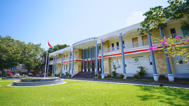 Universitas Islam Al-Azhar Mataram: Kampus Islami Modern